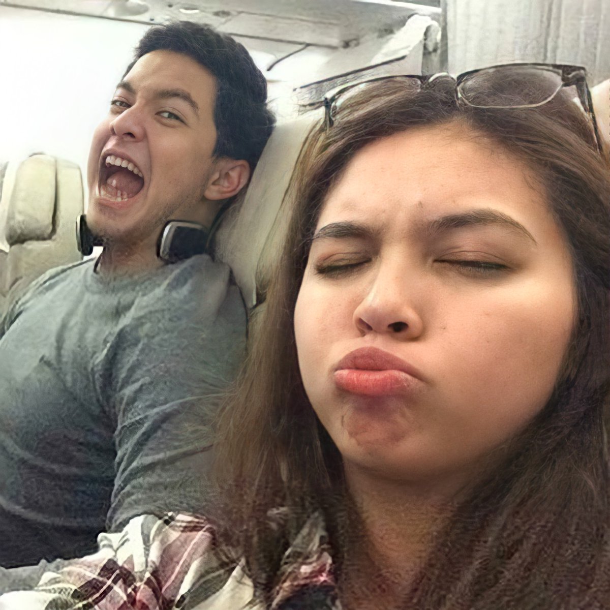 KurisakiEmely's tweet photo. Boycot on thursday EB ! Laos na tallent pinapabango kaya kailangang istorbohin ang #ALDUB kaya hindi pinapasok si maine sa EB dahil kay sanya ?!?#NoEB on Thursday ! #NotoSanyaLopez 😠#NotoSanyaLopez😠. https://t.co/xDfOg2Wlap