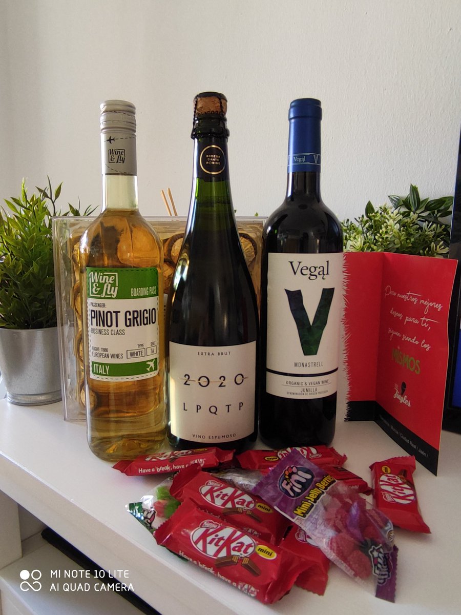 sin_ambages's tweet photo. @Mateo_Wines @TodoJingles Encuentra que es lo que me he acabado! https://t.co/jONCj6Z8xW