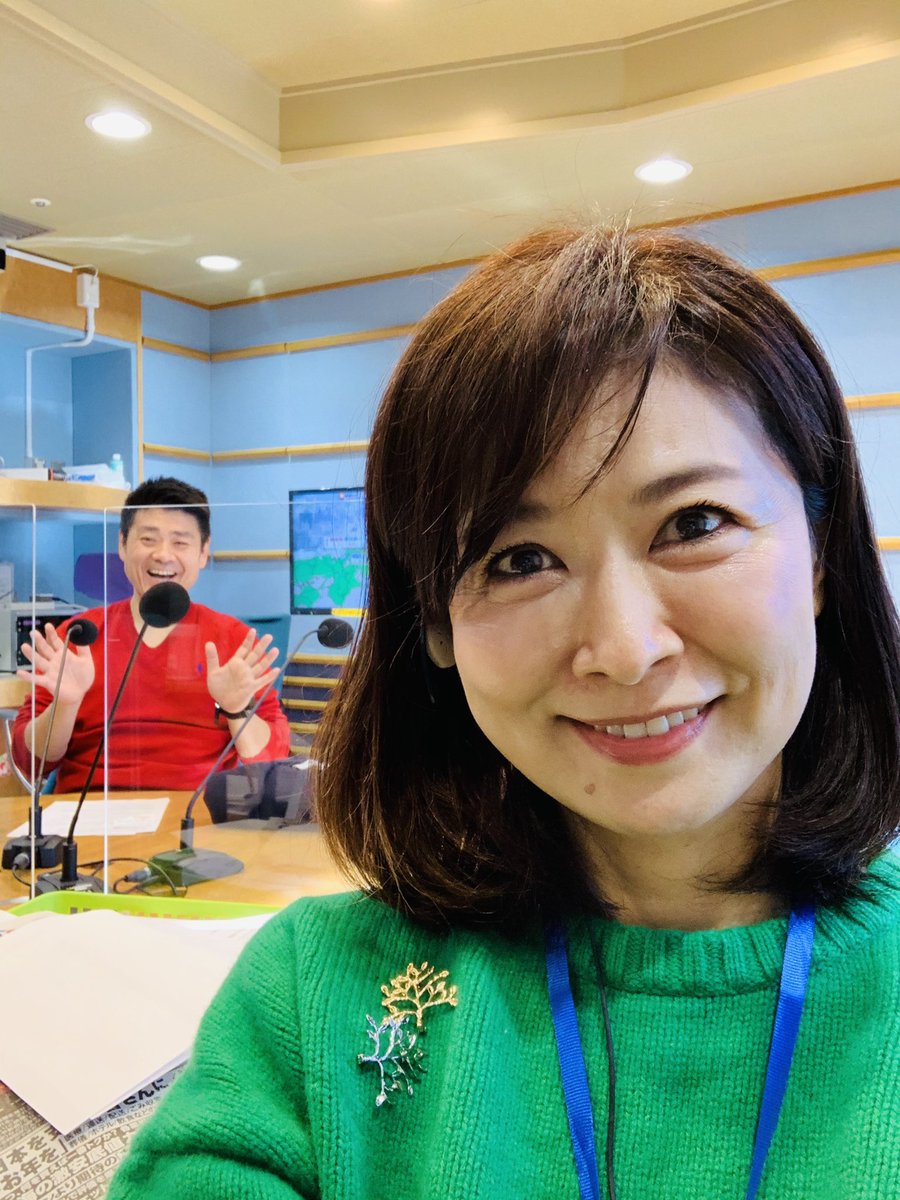 ট ইট র 松井愛のすこ し愛して 松井愛です 今日のメールテーマは けったいな人 けったい 関西弁では愛のある表現で 変わった人 まさに本番中に我慢できずにお手洗いにダッシュする南光さんは愛すべき存在 自由は大事です そしてクリスマス ট ইট র 松井愛のすこ し愛して 松井愛です 今日のメールテーマは けったいな人 けったい 関西弁では愛のある表現で 変わった人 まさに本番中に我慢できずにお手洗いにダッシュする南光さんは愛すべき存在 自由は大事です そしてクリスマス