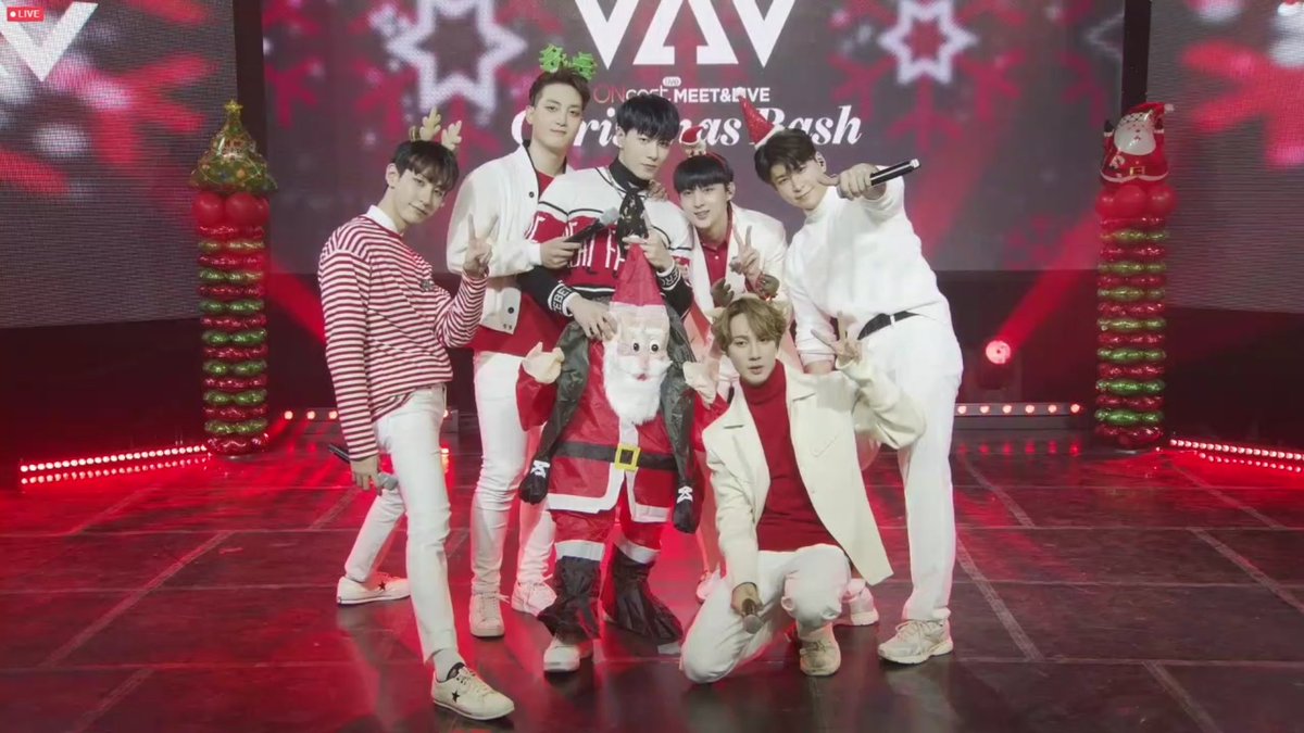 PamecmF's tweet photo. Day 35 -Hi baby #Ziu ! it has been a long time, how are you? I'm a bit missing from Twitter, but I'm always here, supporting them. beautiful concert, I love you very much #VAV @twt_VAV @VAV_official @VavCash #VAMPZ https://t.co/UnLrdUOWUP