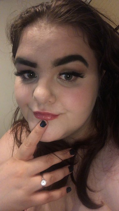 Wanna put my mouth to good use? https://t.co/Jd9MWm5ONS