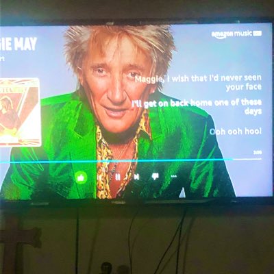 KaylsYeah's tweet photo. #NewProfilePic https://t.co/ekf3MOM07h