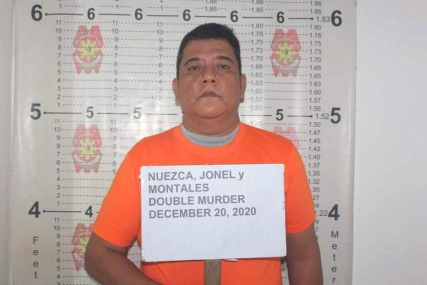 ABSCBNNews's tweet photo. LOOK: Police released mugshots of PSMS Jonel Nuezca as double murder charges are filed against him, a day after shooting 2 of his neighbors in Paniqui, Tarlac.

(📸: Paniqui Municipal Police) | via @anjo_bagaoisan https://t.co/1j0lSdeo21