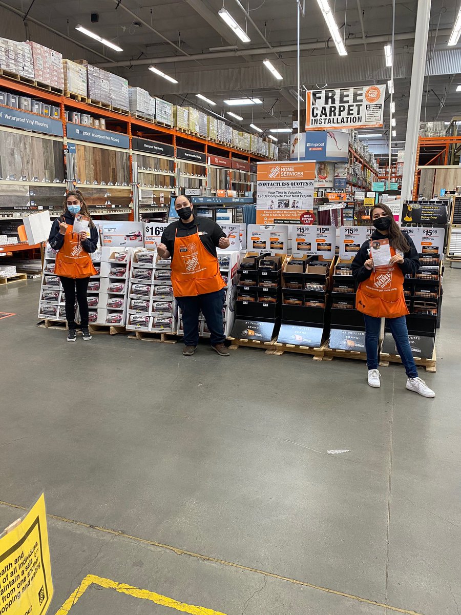 Thank you Mady &amp; Jessica for going above and being and supporting our   Neighboring store 0630 the past week!! You guys truly are rock stars ⭐️ #6672Proud