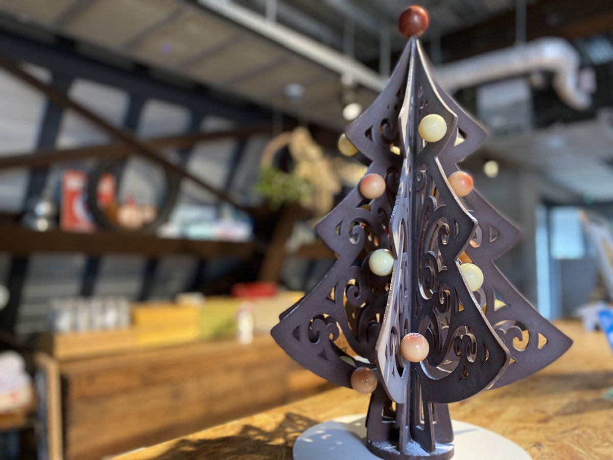たねや クラブハリエ 今年のクリスマスはいかがお過ごしでしょうか ラコリーナ では クラブハリエ 手作りの クリスマスディスプレイでみなさまのお越しをお待ちしております たねや クラブハリエ 今年のクリスマスはいかがお過ごしでしょうか ラコリーナ では クラブハリエ 手作りの クリスマスディスプレイでみなさまのお越しをお待ちしております