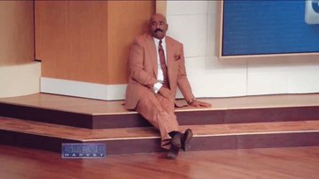 Girl was not having it and decided to call the small aunt(Kagiso's aunt)... That's when I knew I'm going to be in Lockshin biskop. Lady dfidnt take time and also tagged the uncles to come, when they got there, never mind you I'm still in a towel and naked underneath....