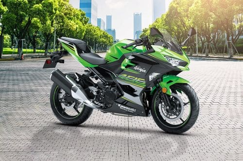 convergenz's tweet photo. How long does a motorcycle engine last?

What you need to know is that the bigger and more modern the engine, the longer it is going to last. Therefore, a small 250cc engine on a 1995 Kawasaki Ninja will only last for around 20,000 miles before giving out. https://t.co/iHCy1IcRcO