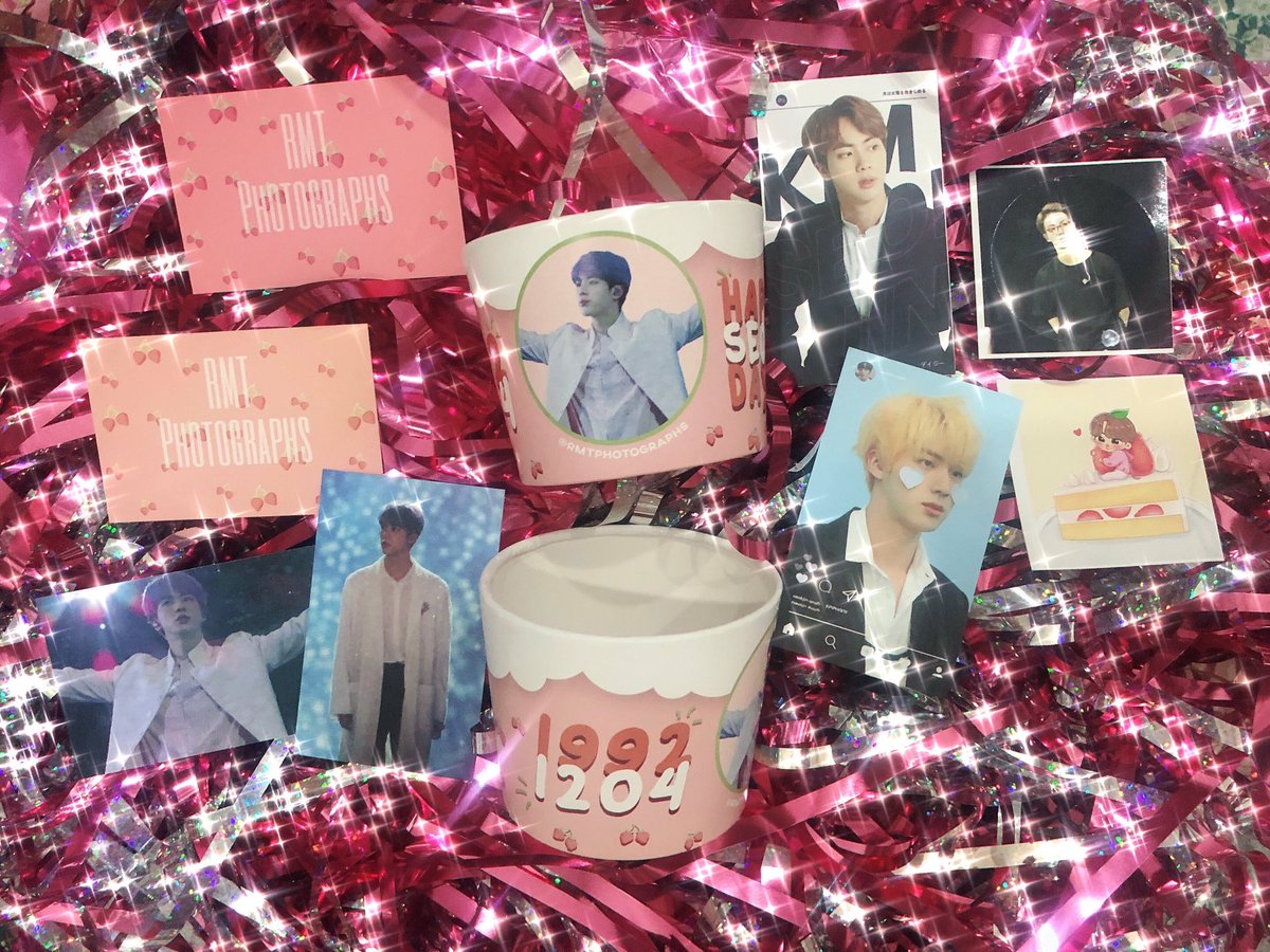 For nearly Christmas Day🎄🎉We’re giving gifts and cup holder that we’re had to cambodia ARMYs🇰🇭💜
Thanks again to master nim <a href="/shae_JK/">Shae_JK샤에</a> <a href="/heartland94_rm/">하트랜드 ❤️🐨초코 | welcome back</a> <a href="/SOLID_RM/">솔리드 SOLID</a> @PRINCEJIN_JP <a href="/RMTphotographs/">🌱 rmt</a> 🙏🏻🙏🏻💜💜
Cambodia ARMYs really love it and appreciate everything you’re had given us💜💜