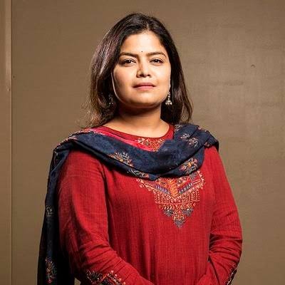 Poonam mahajan(Mp) - d/o pramood mahajan