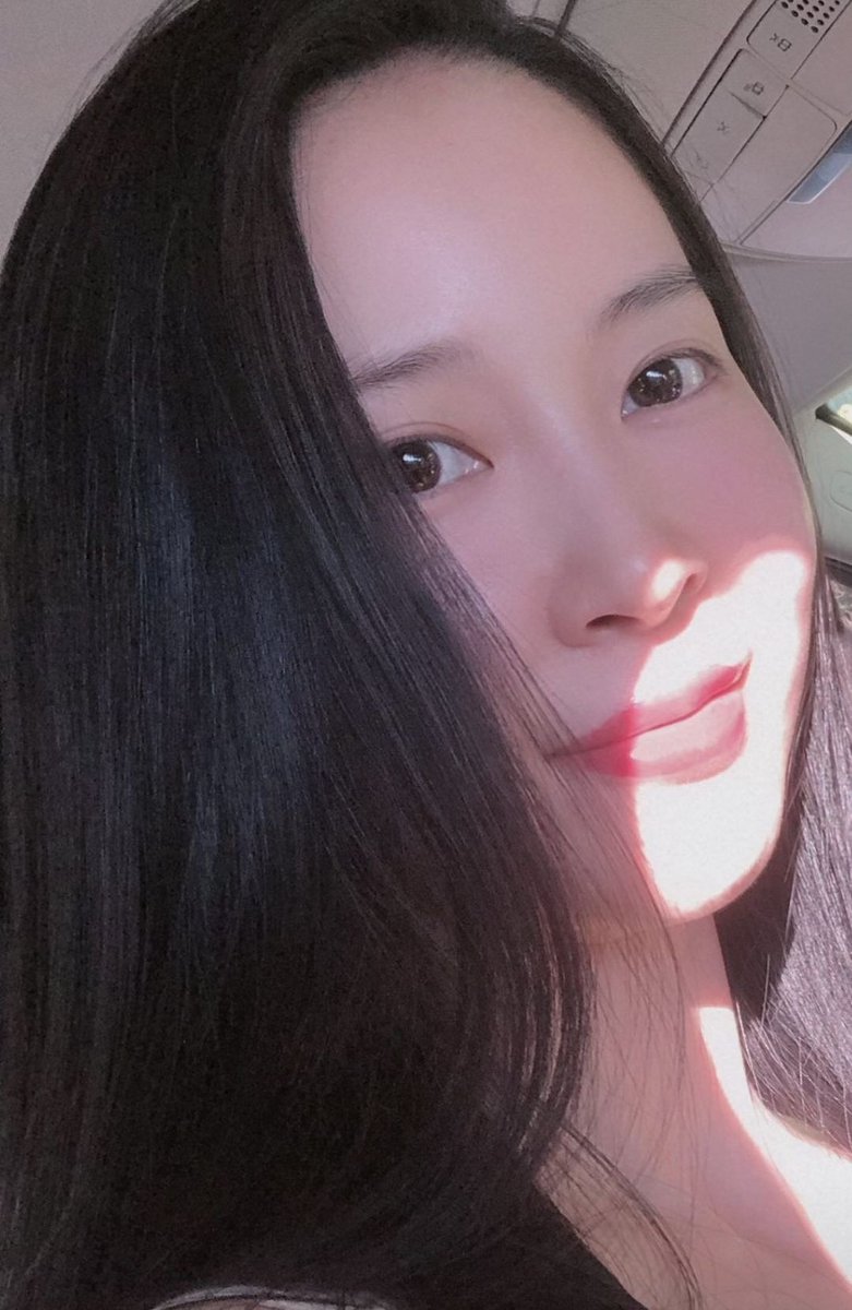 9Muses_net's tweet photo. [PIC] #Leesem Instagram Story Update 

#나인뮤지스 https://t.co/5DSKscWccm