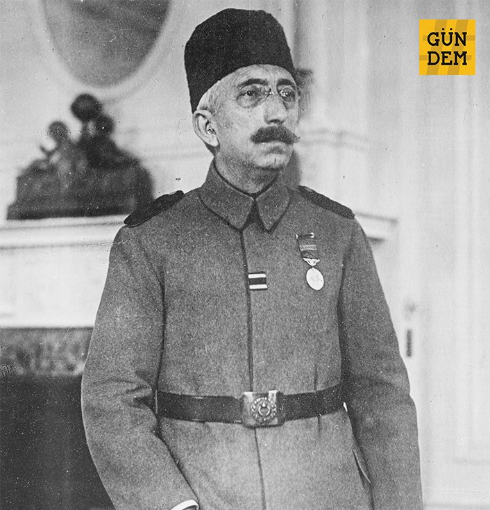 #gündem | 102 yıl önce bugün Osmanlı Padişahı Sultan Vahdettin, Meclis-i Mebusan'ı feshetti.