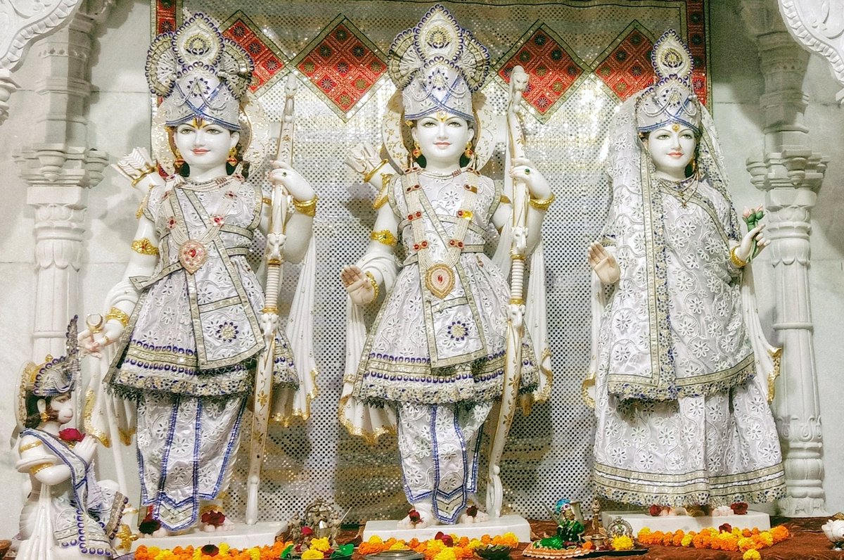 Somnath_Temple's tweet photo. श्री राम मंदिर, प्रभास क्षेत्र - गुजरात (सौराष्ट्र)
दिनांकः 21 दिसंबर 2020, मार्गशीर्ष शुक्ल सप्तमी -  सोमवार
मध्याह्न शृंगार
Dhruv_PS-12203398 https://t.co/PEAOUDocyk