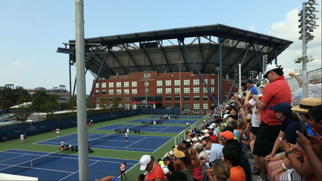 R128Pau CHvsUS Open - Arthur Ashe Stadium