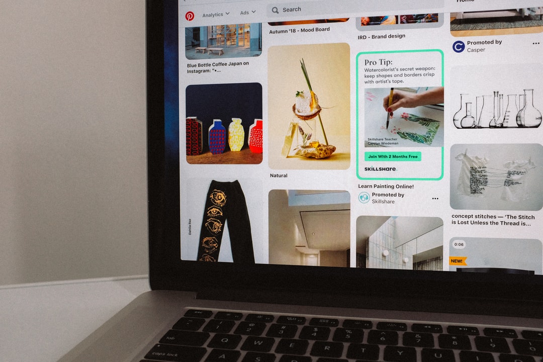 💡 Pinterest dévoile les 10 sujets tendances pour l'année 2021.
#Pinterest swll.to/BgQiFbp