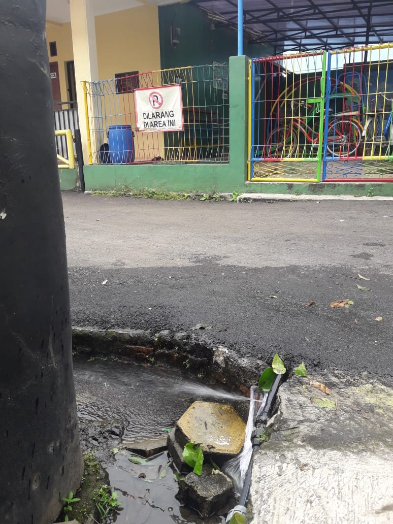 Lapor Min <a href="/TirtaAsasta/">Tirta Asasta Depok</a> , ada kebocoran pipa air pdam. Lojasi disamping utara Masjid Baabul Jannah, Pdk Duta 1, Kel. Tugu, Cimanggis. Mhn segera diperbaiki. Tks