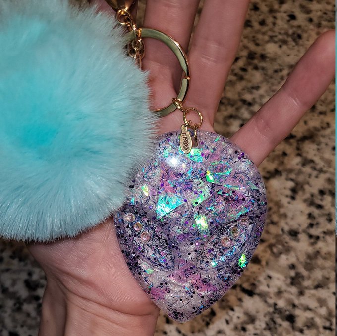 Excited to share the latest addition to my #etsy shop: Space alien key chain with fur pom - Alien Head<a href="/tag/etsy"class="tags">#etsy</a><a href="/tag/alien"class="tags"><span>#alien</span></a><a href="/tag/keychain"class="tags"><span>#keychain</span></a><a href="/tag/alienkeychain"class="tags"><span>#alienkeychain</span></a><a href="/tag/glitterkeych"class="tags"><span>#glitterkeych</span></a>
