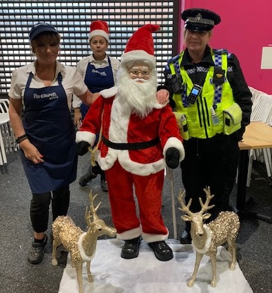 West Yorkshire Police Leeds Kirkgate Market tweet media