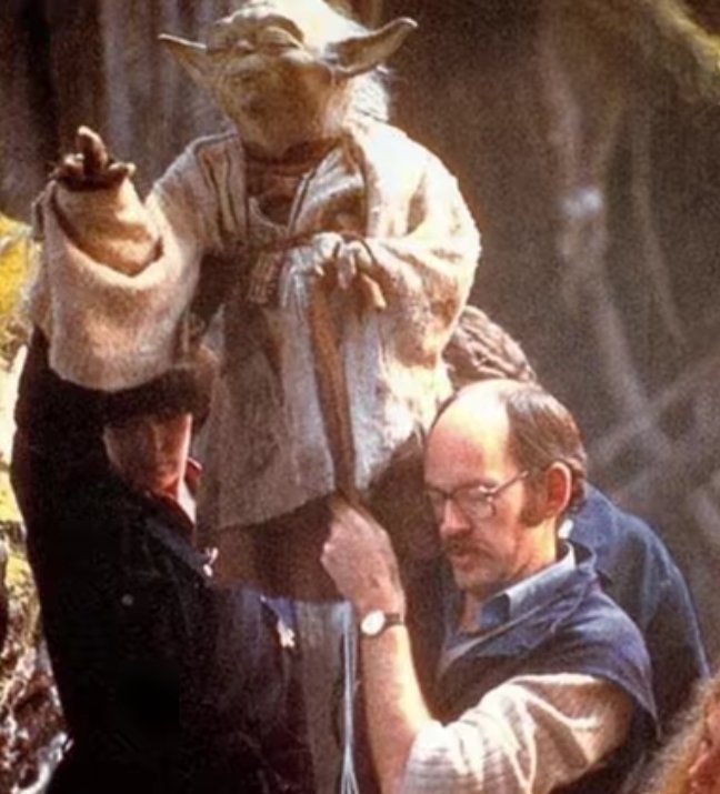 BEHIND THE SCENES PICS FROM THE STAR WARS.