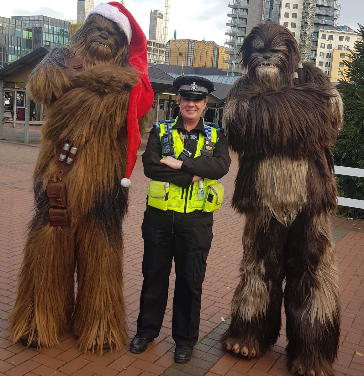 West Yorkshire Police Leeds Kirkgate Market tweet media