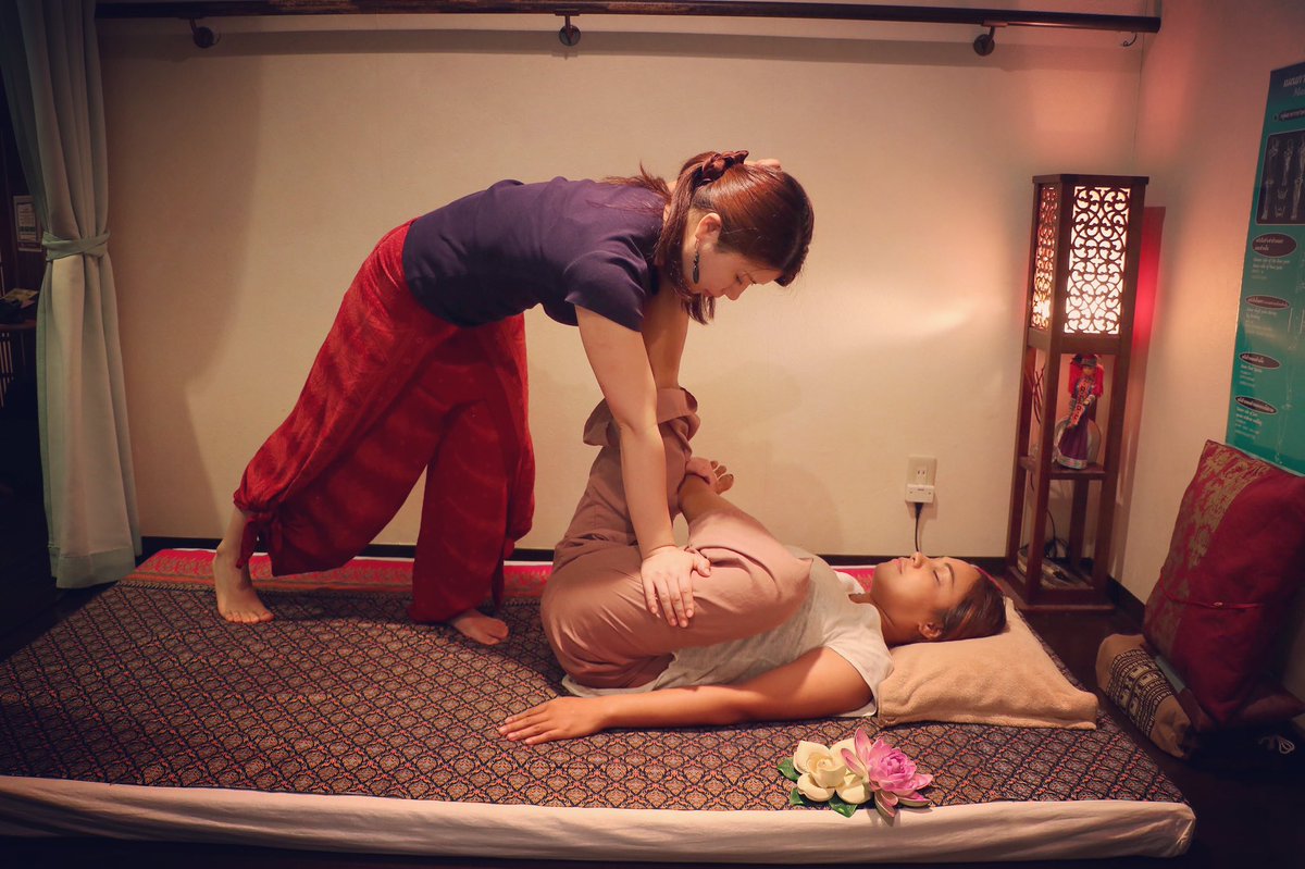 タイリラクゼーション バイフォー川崎店 Thai Relaxation Baipho 今日もとても寒いですね タイ古式マッサージで代謝upお体を温めましょう 人気 タイ古式マッサージ60分 初回4800円 タイ古式マッサージ 川崎 足つぼ バイフォー アロマ おすすめ