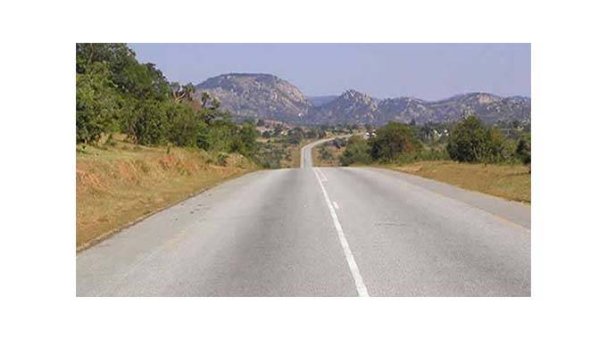 Kwekwe-Nkayi Highway to be resumed after several months of delay due to shortage of construction material. 

#2ndRepublic
@MinistryofTID @MoLAWRR_Zim @JulietMtombeni @DispensationNew @ZBCNewsonline @ndadzokakumusha