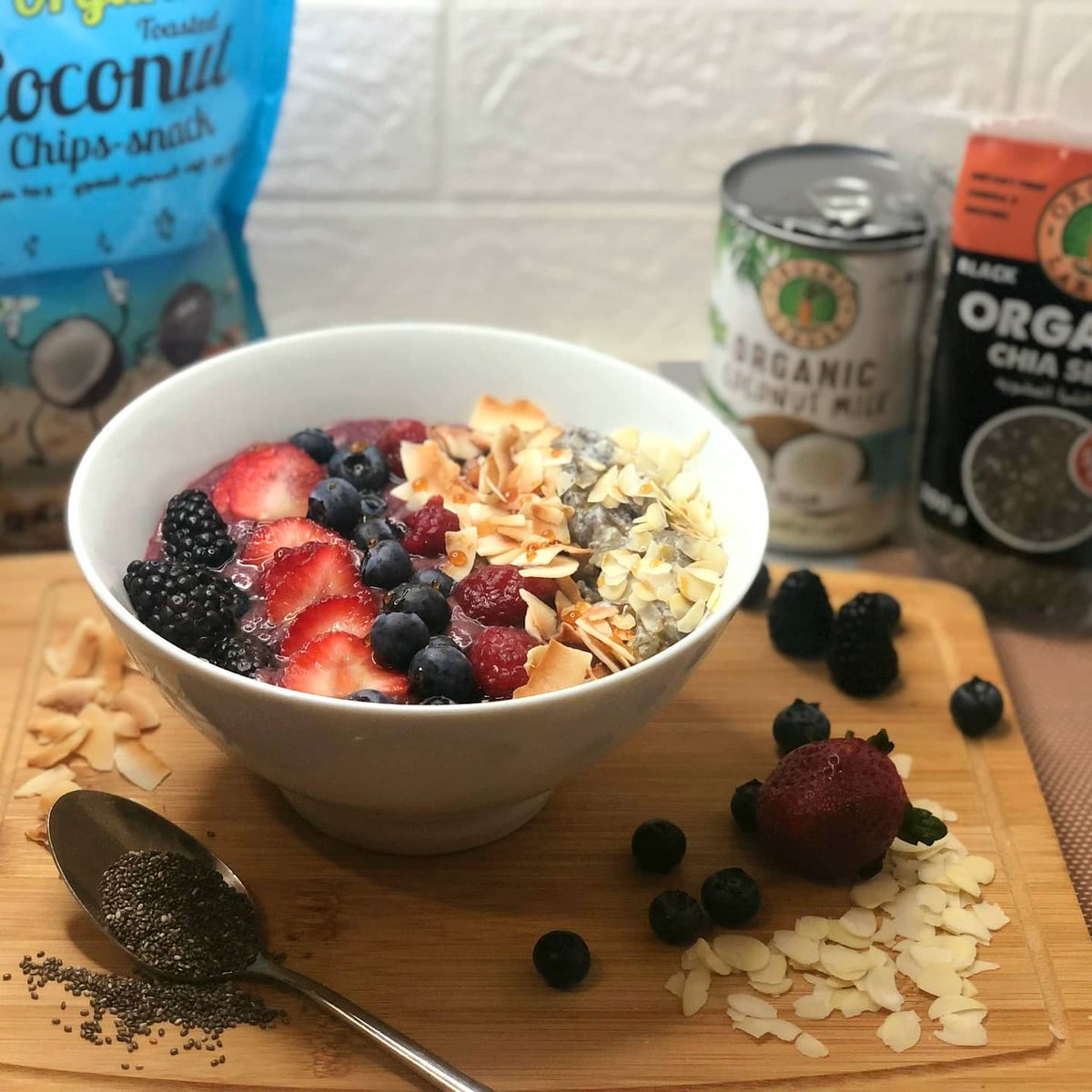 OrganicLarder's tweet photo. 🌱 #OrganicLarder 🌱⁣
"𝘖𝘳𝘨𝘢𝘯𝘪𝘤 𝘮𝘦𝘢𝘯𝘴 𝘭𝘢𝘳𝘥𝘦𝘳..."⁣
⁣
🌱#اللاردرالعضوي 🌱  ⁣
اللاردر هو العضوي⁣
⁣
#organic #acaibowl #eathealthy #uaeorganic #HealthLiving #dubaifoodie #dubaifoodies #goOrganic #goforhealthyfood #OrganicLiving #recipes #healthyrecipes https://t.co/PrLXdkdZNd
