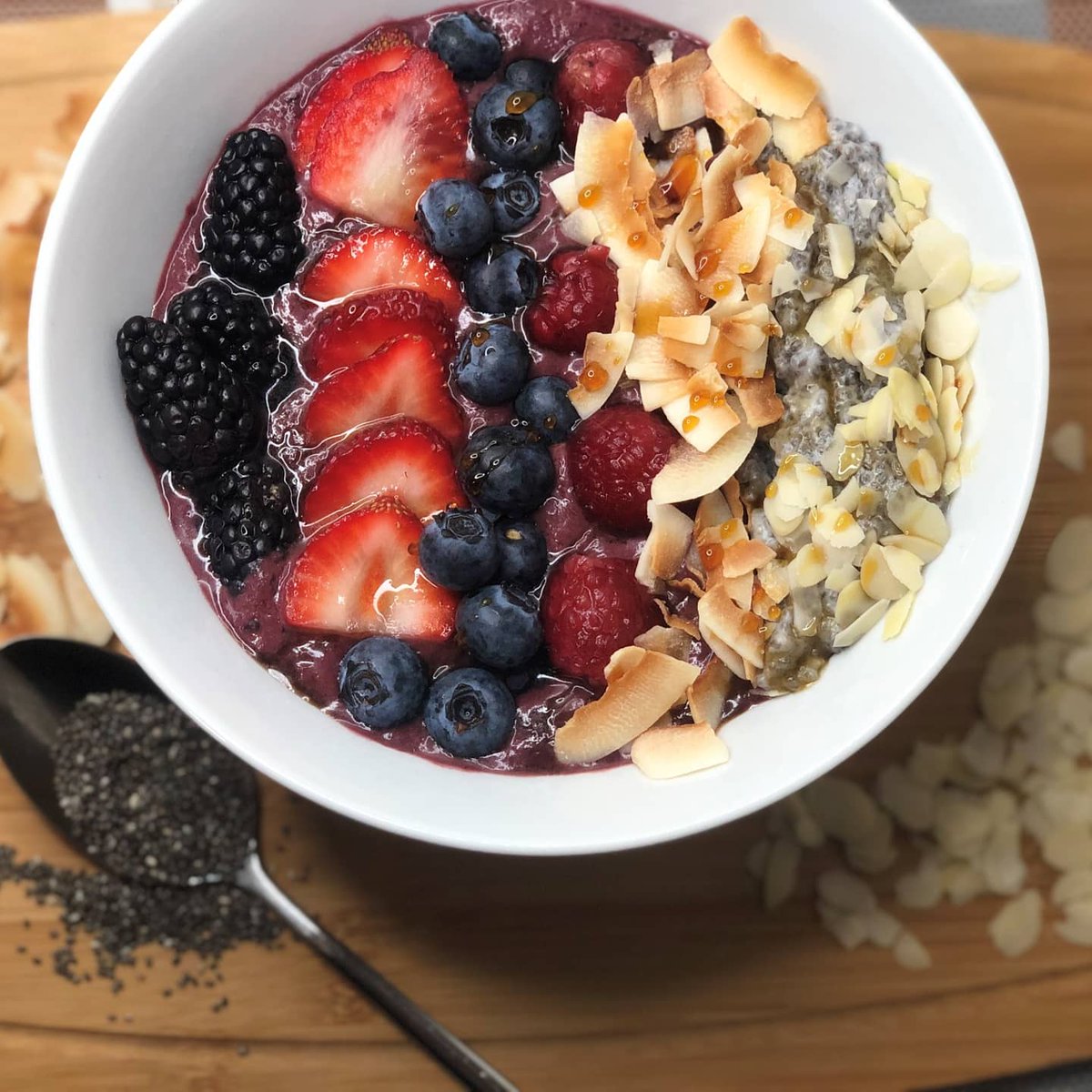 OrganicLarder's tweet photo. 🌱 #OrganicLarder 🌱⁣
"𝘖𝘳𝘨𝘢𝘯𝘪𝘤 𝘮𝘦𝘢𝘯𝘴 𝘭𝘢𝘳𝘥𝘦𝘳..."⁣
⁣
🌱#اللاردرالعضوي 🌱  ⁣
اللاردر هو العضوي⁣
⁣
#organic #acaibowl #eathealthy #uaeorganic #HealthLiving #dubaifoodie #dubaifoodies #goOrganic #goforhealthyfood #OrganicLiving #recipes #healthyrecipes https://t.co/PrLXdkdZNd