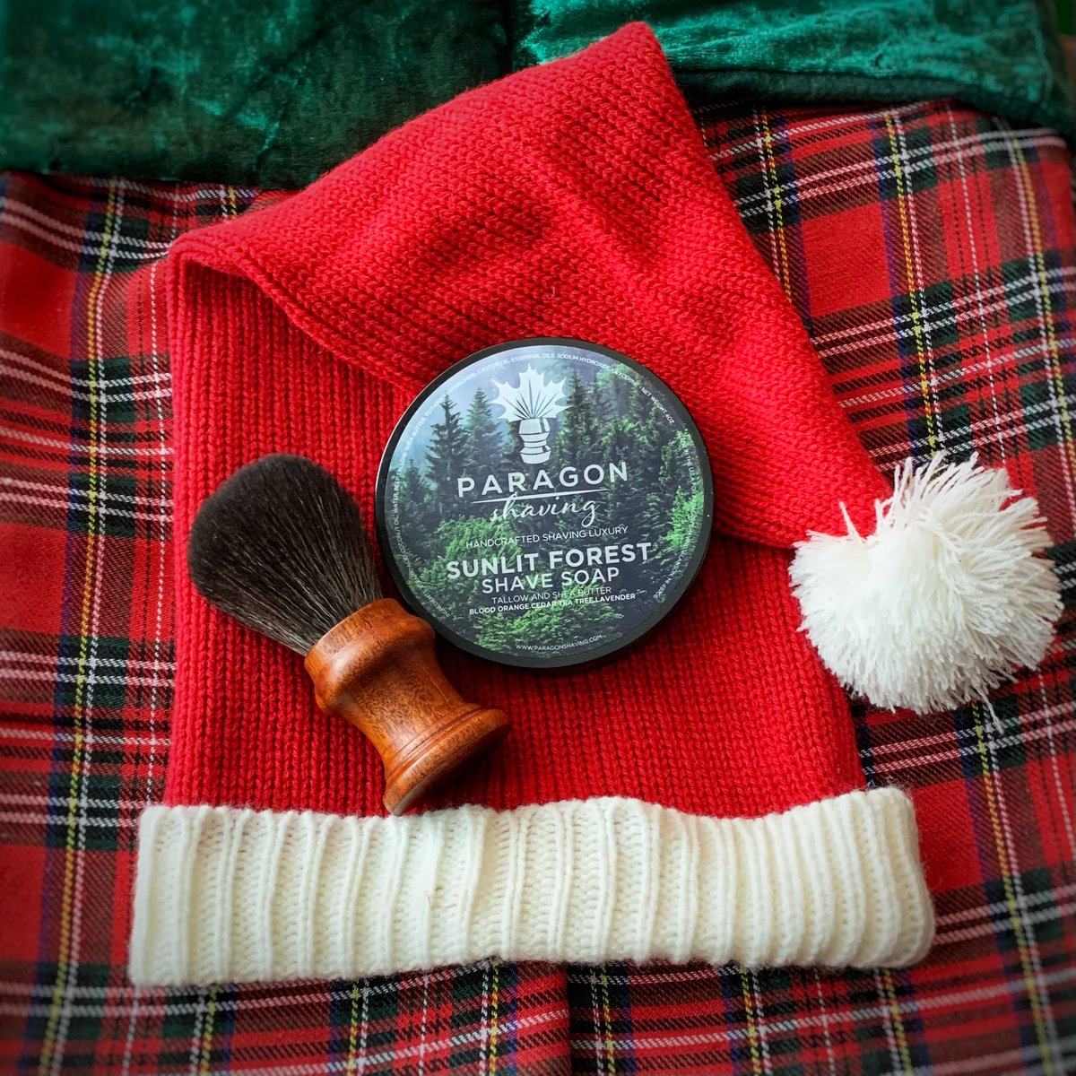 paragonshaving's tweet photo. 🤗🍁🎄 IT’S THE MOST WONDERFUL TIME OF THE YEAR🎄🍁🥳

#mensgrooming #gentleman #wetshaving #skincare #razor #barber #shavingcream #shavingbrush #brush #badger #safetyrazor #traditional #handcrafted #sotd #shave #style #men #mensstyle #fashion #luxury https://t.co/EeYGeQIcga