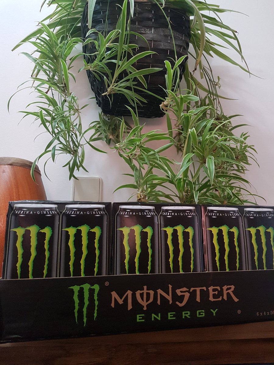 Gracias <a href="/MonsterEnergyES/">Monster Energy Spain</a> Con esto terminare el año en condiciones!!🌪️🌪️🌪️🌪️