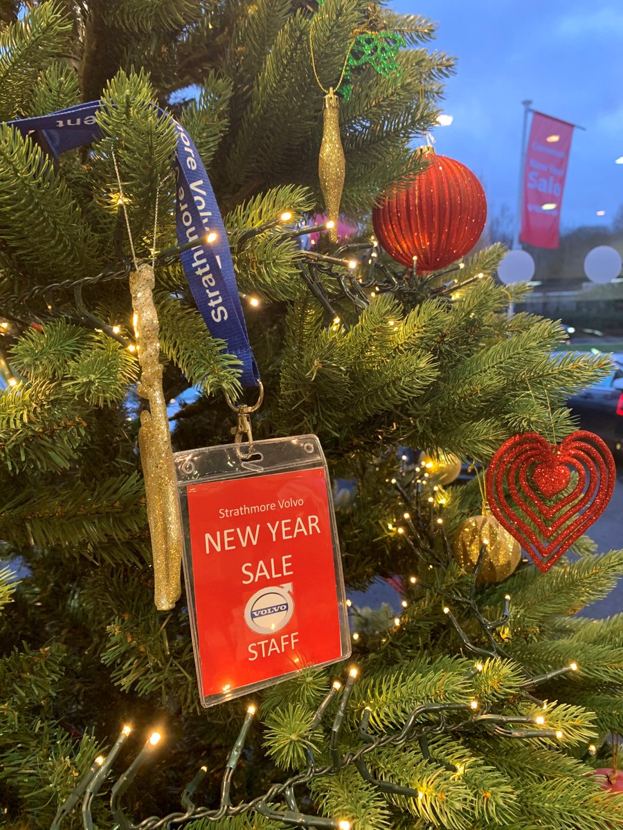 StrathmoreVolvo's tweet photo. Visit our website to see the amazing savings available in our New Year Sale.

Genuine savings of up to £4000 on 39 #Volvo #SELEKT approved used cars. 

https://t.co/LS7TuOy1CV https://t.co/R2rUy8YnkN