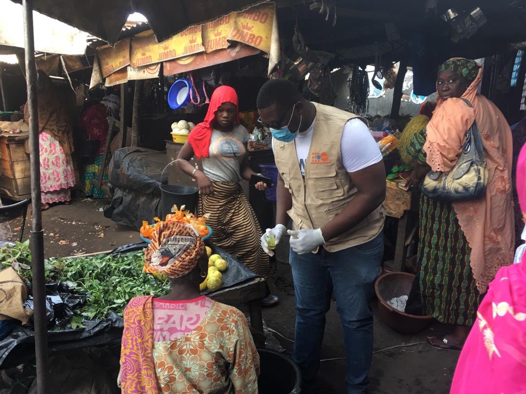 #COVID19 , une nouvelle vague au Mali. Protégeons nous afin de protéger nos proches.
Sensibilisation de masse dans les régions du mali  par <a href="/19Riposte/">Riposte Jeunes Covid-19</a>  
<a href="/UNFPA_WCARO/">UNFPA WCARO</a> @Unfpamali <a href="/MaliAfriyan/">AfriYAN Mali</a> <a href="/renajem/">RENAJEM</a> <a href="/CjCovid/">CJ COVID-19 🇲🇱</a> <a href="/eugene_kongnyuy/">Eugene Kongnyuy</a> <a href="/ctmbengue/">Cheikh Tidiane</a> <a href="/mabinguengom/">Mabingue Ngom</a> <a href="/mijo_tandina/">Mariam Modibo Tandina</a> <a href="/HafizouBoncana/">Hafizou Boncana</a>