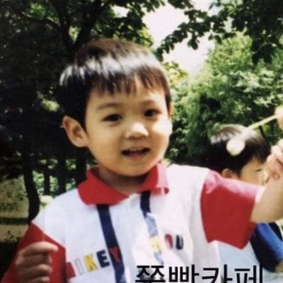A thread of Jungkook -- but as you keep scrolling he gets older
