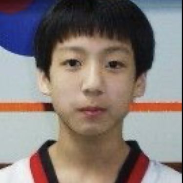 A thread of Jungkook -- but as you keep scrolling he gets older