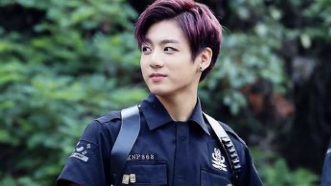 A thread of Jungkook -- but as you keep scrolling he gets older