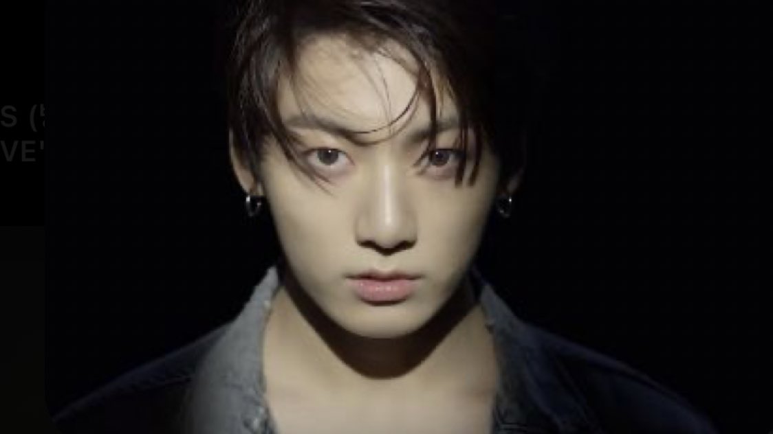A thread of Jungkook -- but as you keep scrolling he gets older
