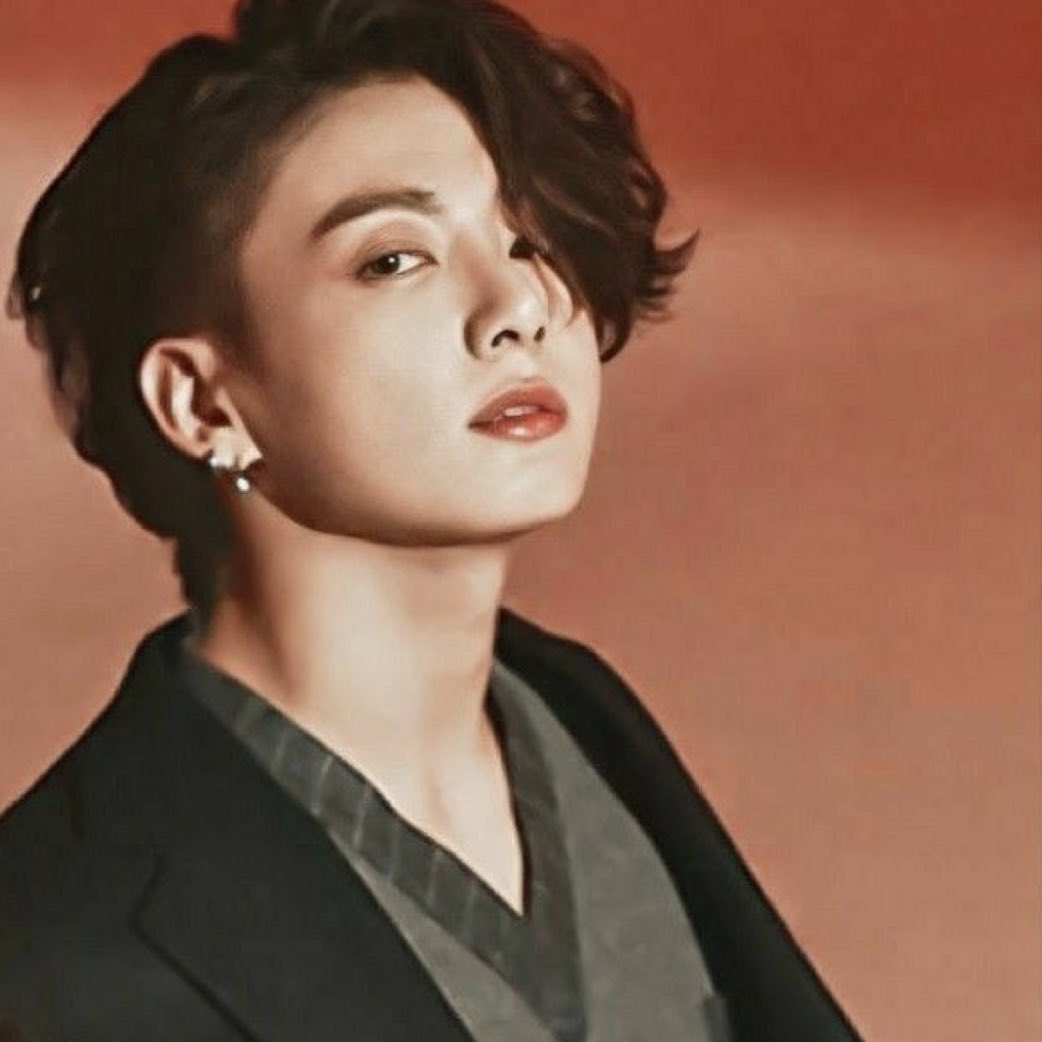 A thread of Jungkook -- but as you keep scrolling he gets older