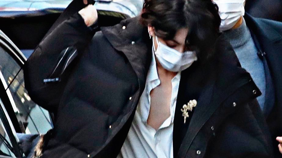 A thread of Jungkook -- but as you keep scrolling he gets older