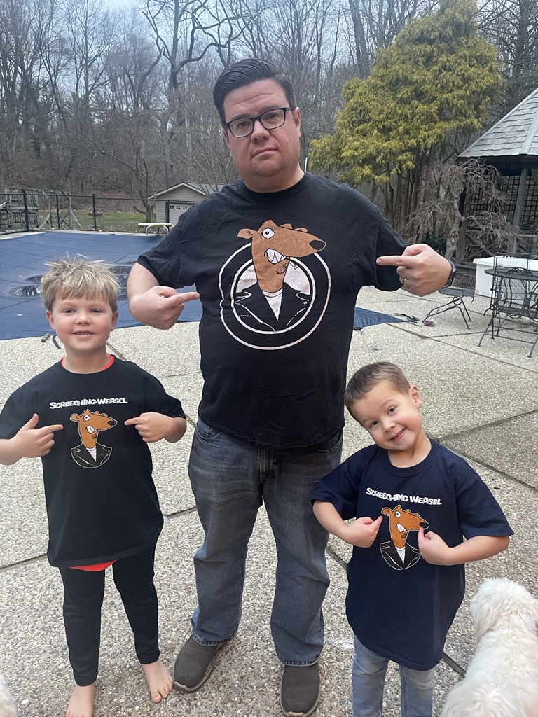 paulstob's tweet photo. @screechingweez Christmas with my nephews https://t.co/Fx9Of2yG2N