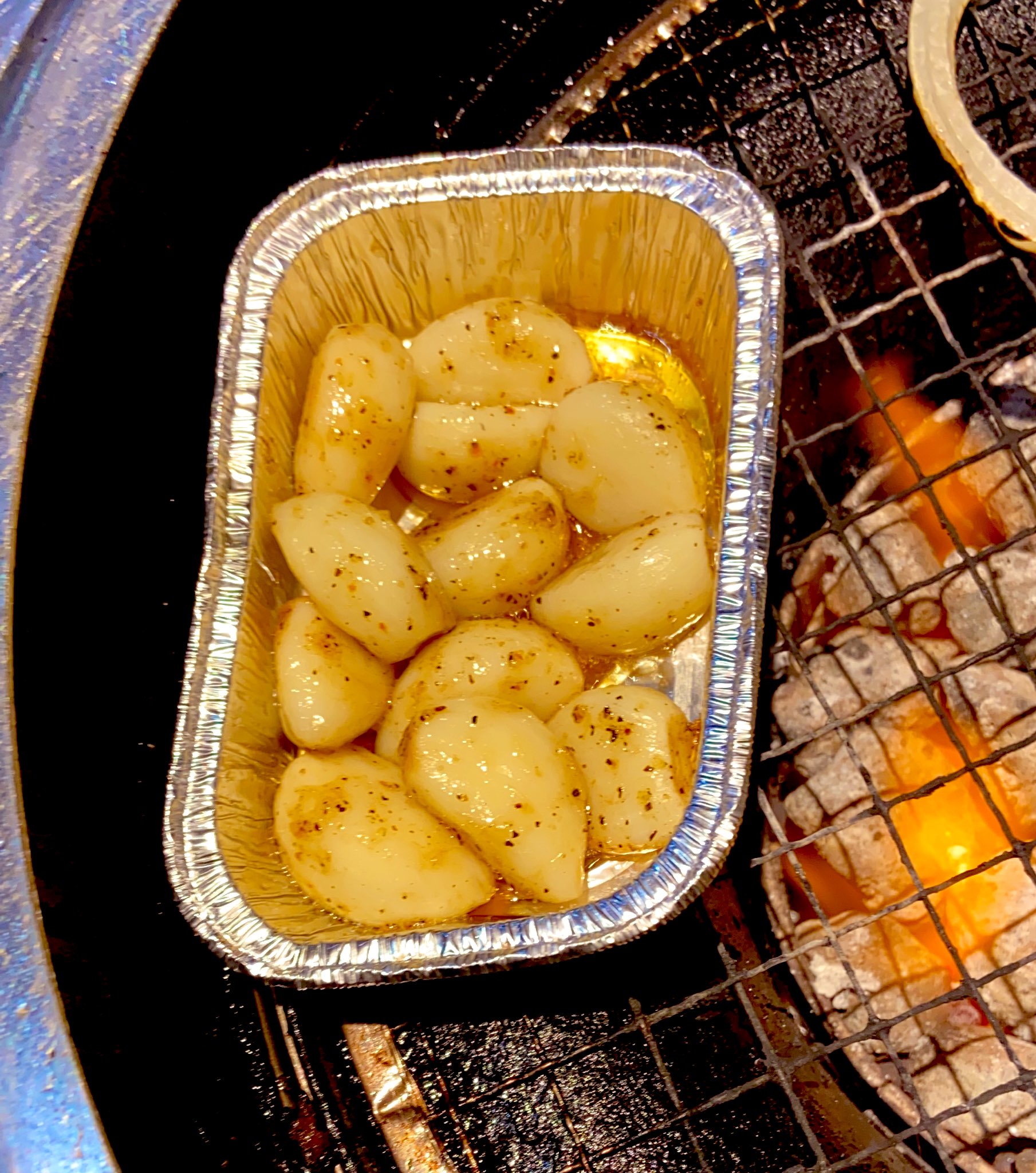ななめ あみやき亭 日本酒とニンニクホイル焼きで 無限ループ してきました 21時時までしか飲みにいけんから 外食は休日のみ 飲食店負けずに頑張ってほしい あみやき亭 焼肉 T Co 21uwhw6veq Twitter