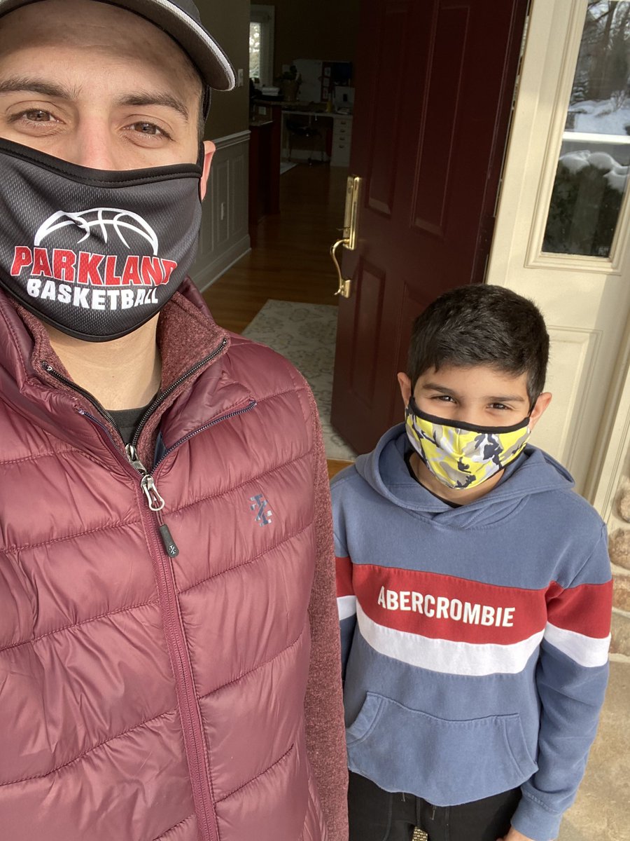 BeidelmanCet's tweet photo. I finally made the trip to see all my kids socially distanced and with masks on this Sunday! Thanks for being awesome 4th grade even if you are only online.👍😄 https://t.co/AGtMfDPIsQ