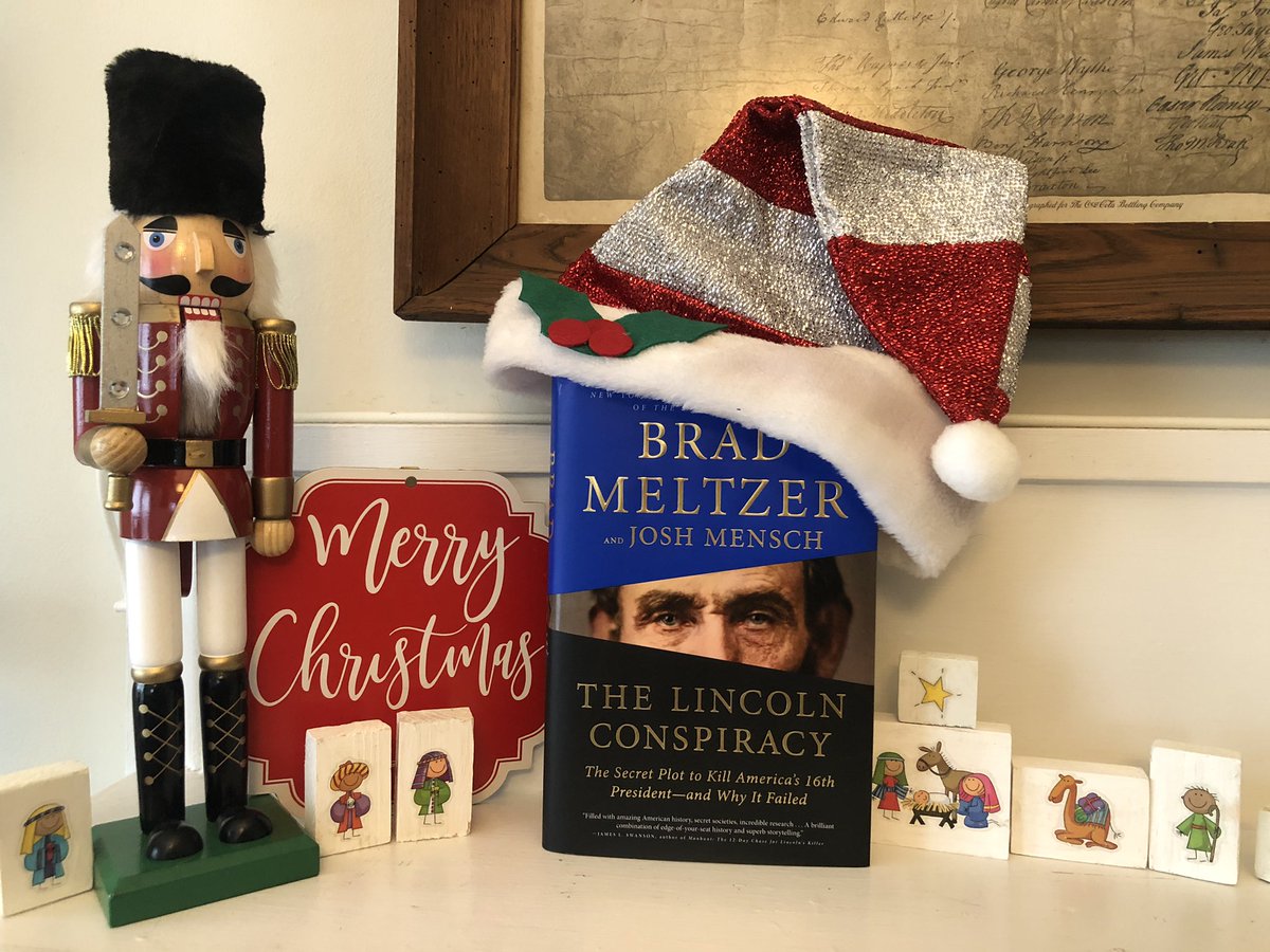 EPBAuthor's tweet photo. 🥁roll please...
#3
The #SantaBishAward for my 3rd favorite book of 2020 goes to #TheLincolnConspiracy by @bradmeltzer & @joshmensch
When you can make history read like a modern day thriller you deserve praise. #HistoryRules Buy this book plus #TheFirstConspiracy
🎅#SantaBish https://t.co/bYyzy61f3B