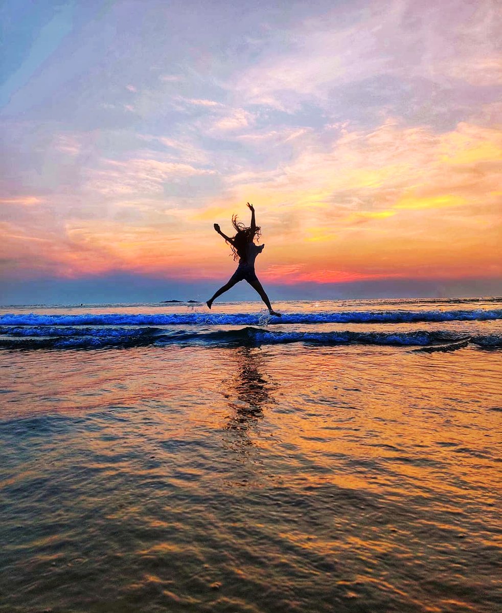 oyorooms's tweet photo. Our love for the beach comes in waves - high tide waali. #ChalBeachChalein
Click the link to book now: https://t.co/vRAFQKG2EH.
#OYOForSafeStay #ContactlessCheckIn #CheckInMagarDurrSe #CheckInFromAnywhere #CheckInSafely #RahoSafe #RahoMast #GhumoFiroOYO https://t.co/ujHPPQYagM