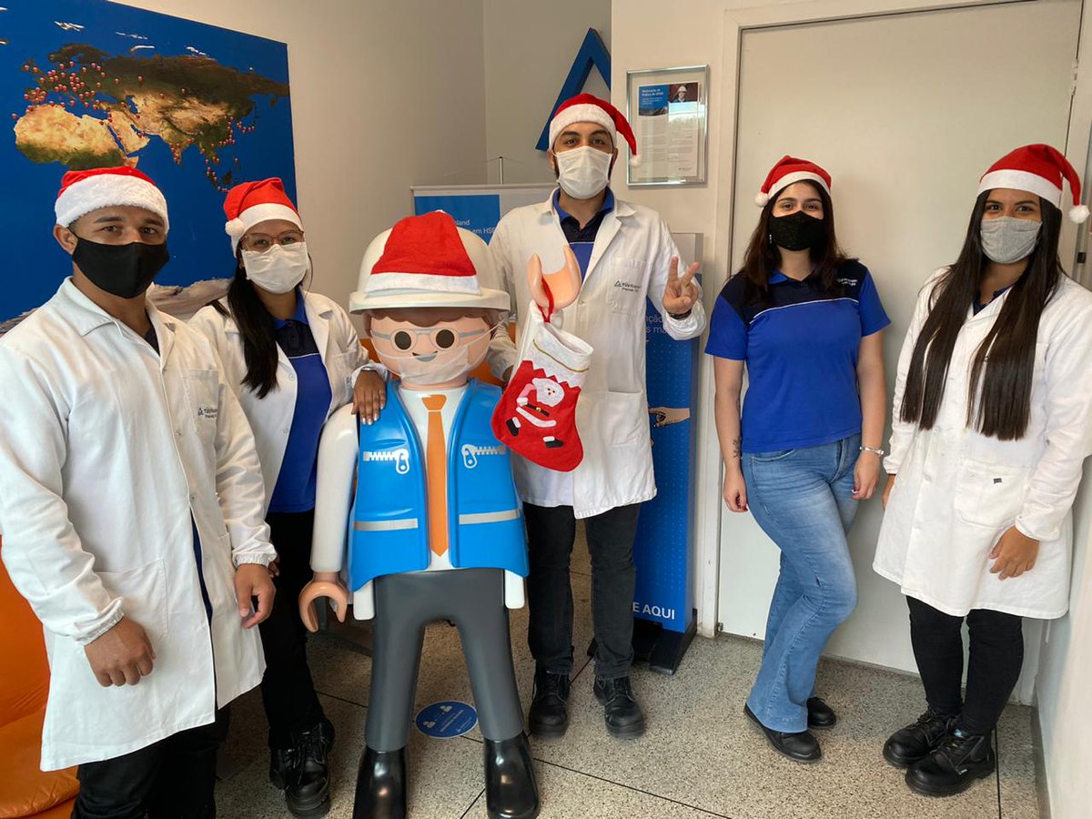 tuvcom_trhub's tweet photo. Brazil is ready for Christmas 🎅
#TRxmas #TRhub https://t.co/eiFd6z2pc4