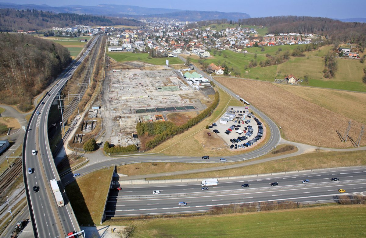 Ein weiterer Meilenstein für das Reichholdareal! Im Herbst 2020 wurde der Überwachungsbericht eingereicht: Dieser führte beim Amt für Umwelt des Kantons Aargau zu einer Neubeurteilung des Standorts, wonach dieser nun weder überwachungs- noch sanierungsbedürftig ist.
