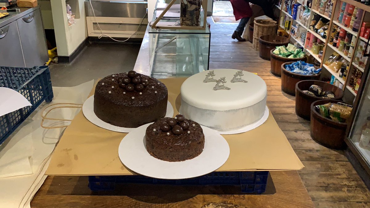 Open as usual. To ice or not to be iced. That is the question. #christmas #cake #deli #Potcanna