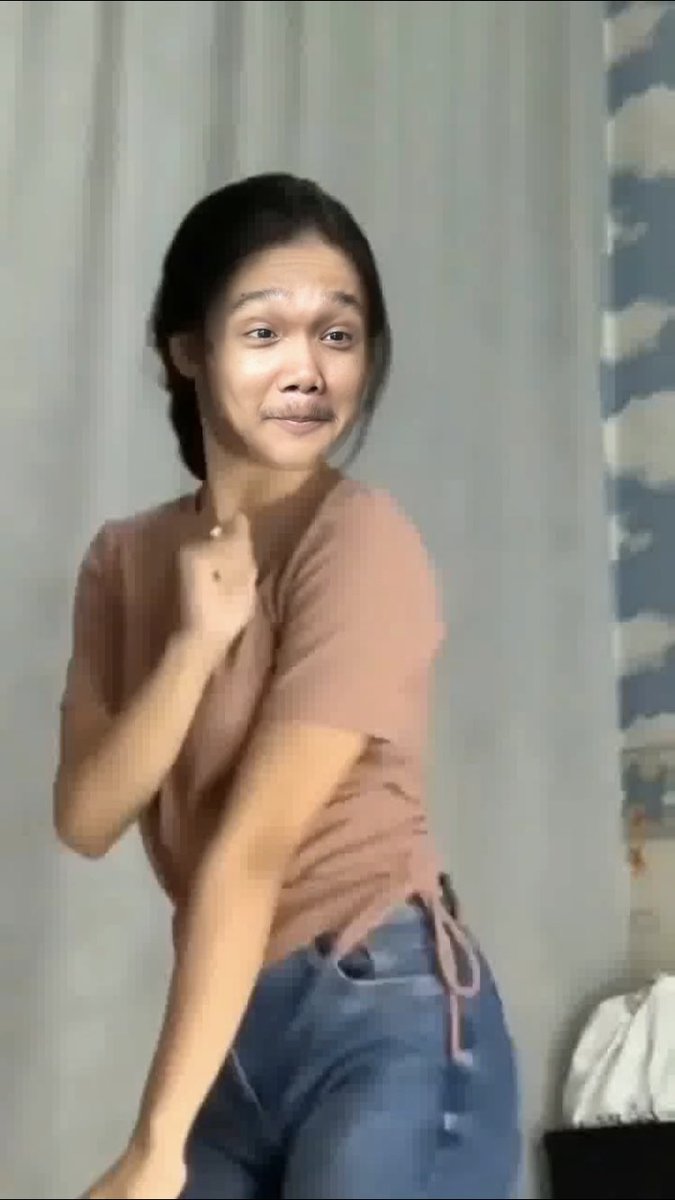 benangmeragh's tweet photo. Chika tiktok is me? #chikatiktok #terngiang #TikTokviral https://t.co/jOnody0G4r