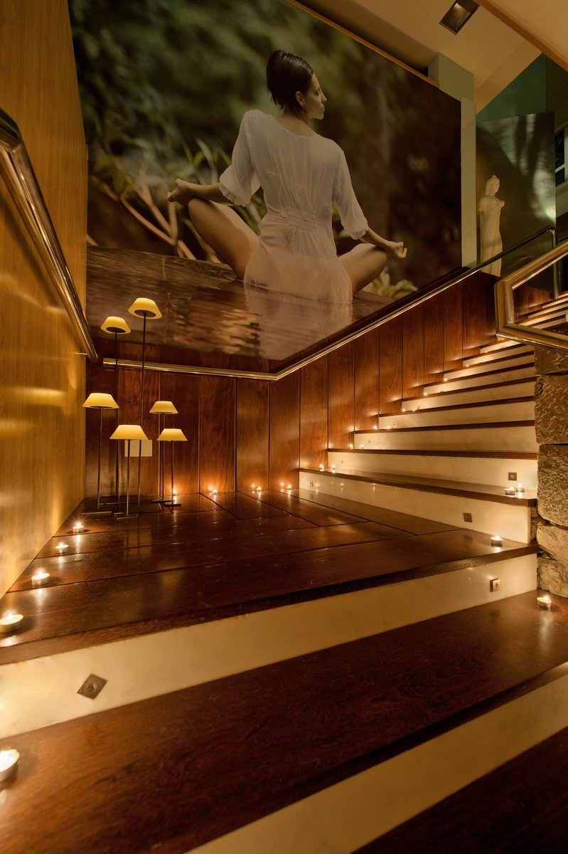 balneariohermid's tweet photo. Estas escaleras te llevarán a disfrutar #sensacionestermales en nuestro #circuitotermal Regalaselo a tus seres queridos Momento ocasión estancia 1 noche con desayuno y cirucito para dos 99€
https://t.co/8dBJEDlBww
#online #facil #regaloutil #regalosaludable #tranquilidadabosluta https://t.co/LxhLCP0MGc