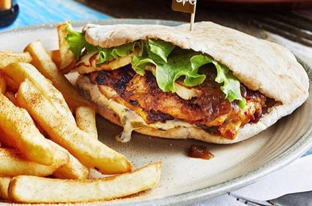 Missguided tweet media