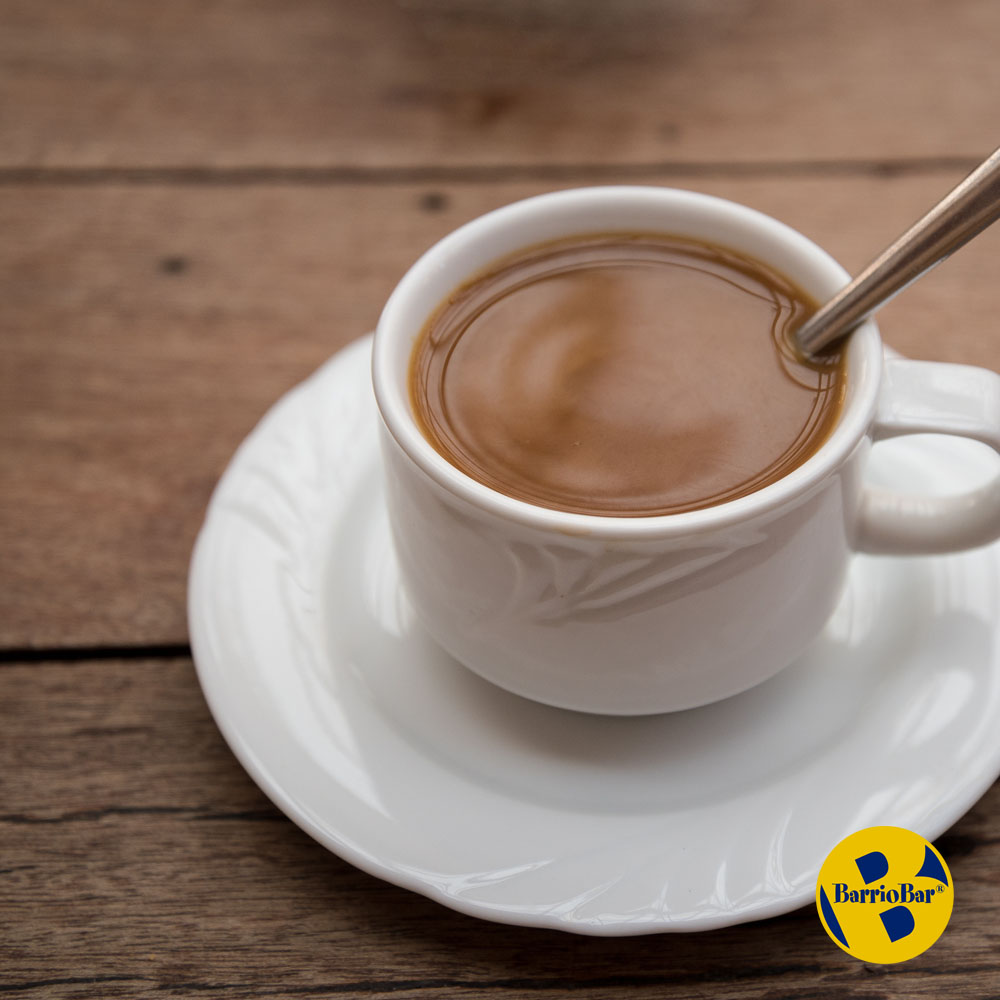 BarrioBarVLC's tweet photo. ¿Empezamos este primer lunes de invierno con un chocolate a la taza?
Con churros, buñuelos, madalenas…Da igual con lo que lo acompañes, te estará igual de delicioso. 

#invierno #chocolate #chocolatecaliente #chocolatealataza #invierno #diciembre #BarrioBar #FranquiciaBarrioBar https://t.co/vULJKRmvxg