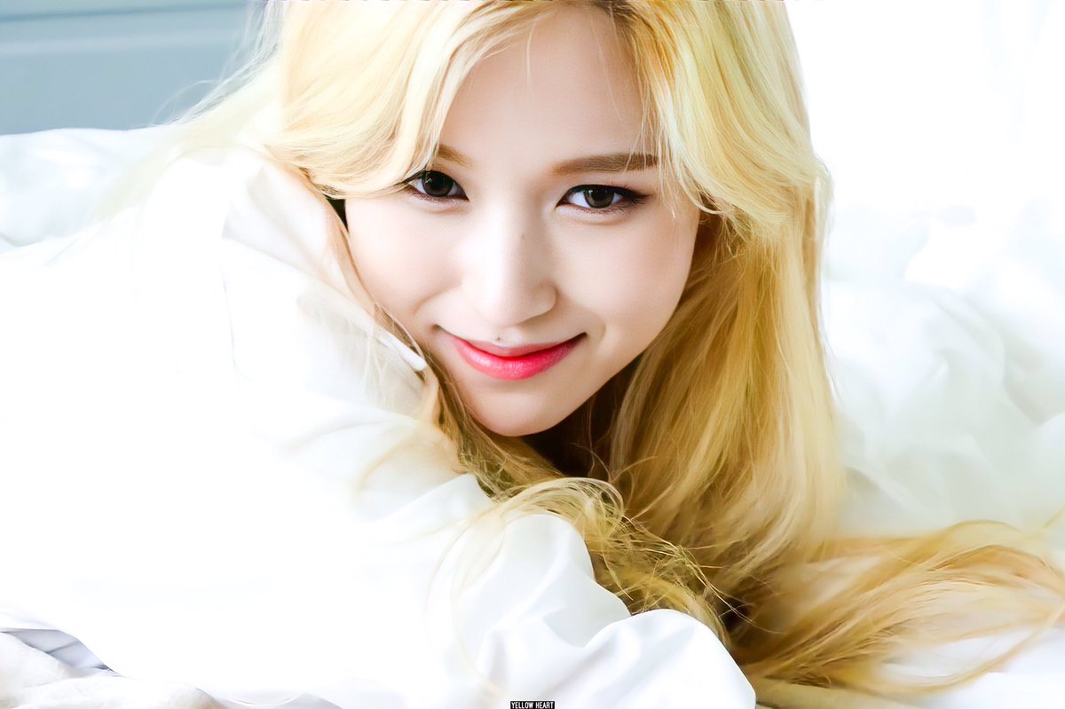 9596x2's tweet photo. #TWICE #트와이스 #MINA #미나 @JYPETWICE https://t.co/MEsAQpzXvW